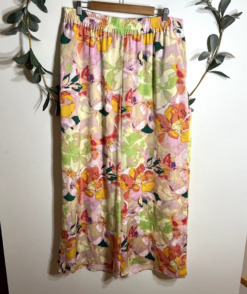 NWT Bar III Floral Wide Leg Pants LAST CALL